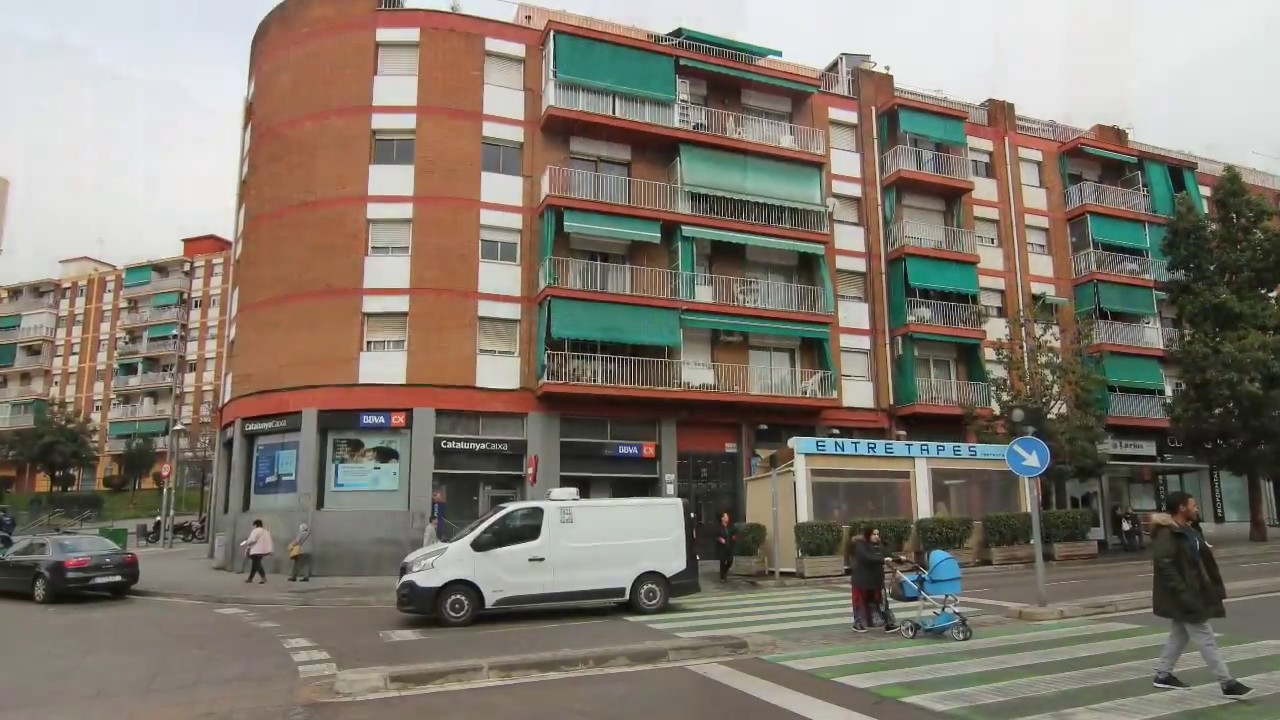 distancia de barcelona a badalona