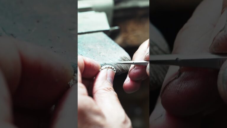 se le cayo el diamante a mi anillo