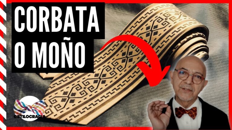 traje con chaleco y pajarita